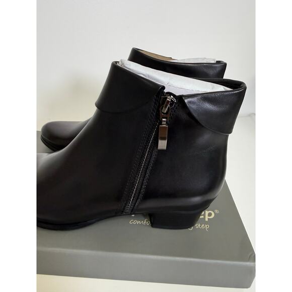 Spring Step Women's Stockholm Low-Shaft Pull-On Bootie - Picture 2 of 5